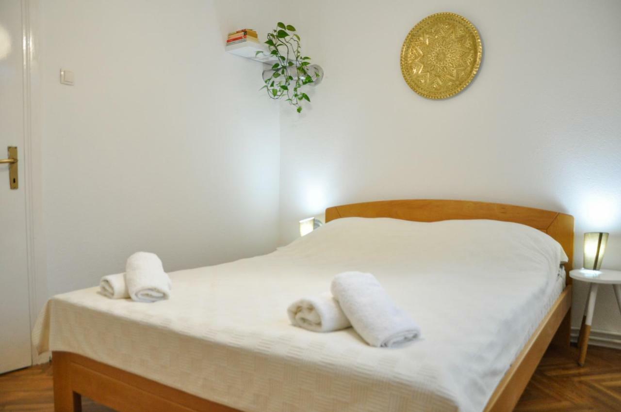 Zvekir - Old Town Apartment سراييفو المظهر الخارجي الصورة